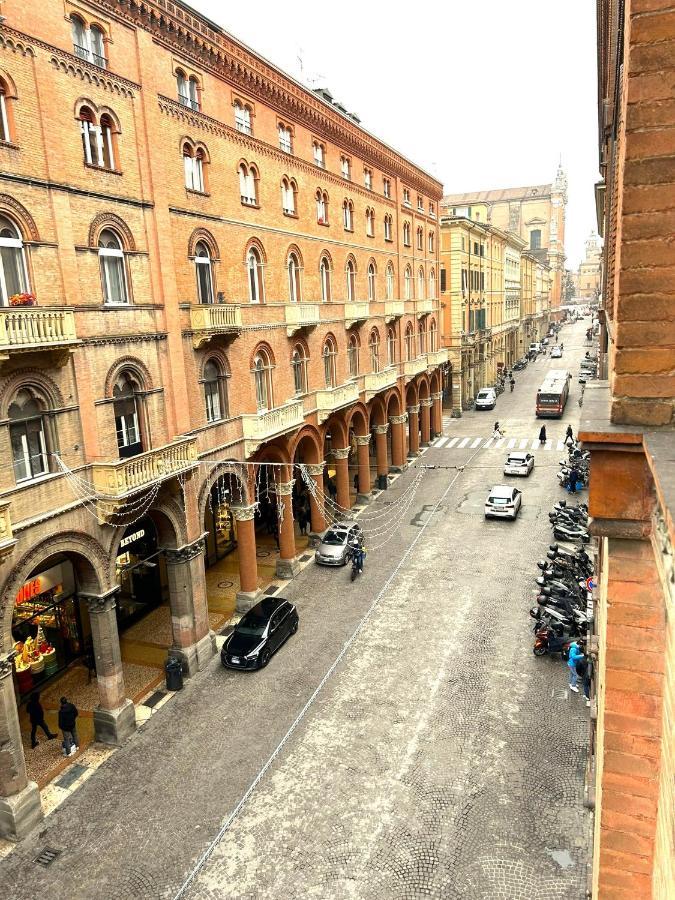 Suite In The Center Of Bologna Exterior foto