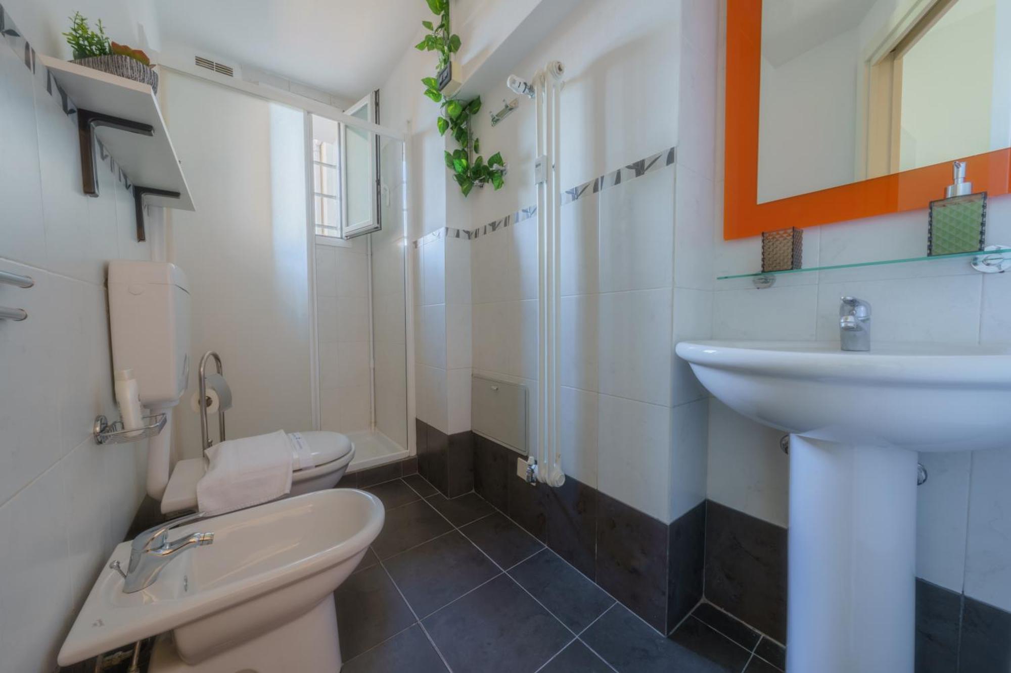 Suite In The Center Of Bologna Exterior foto